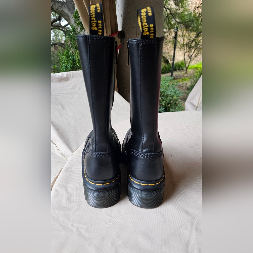 DR MARTENS - AUDRICK TALL CHELSEA - UK 5 / US 7 - NEVER WORN - Picture 7 of 8